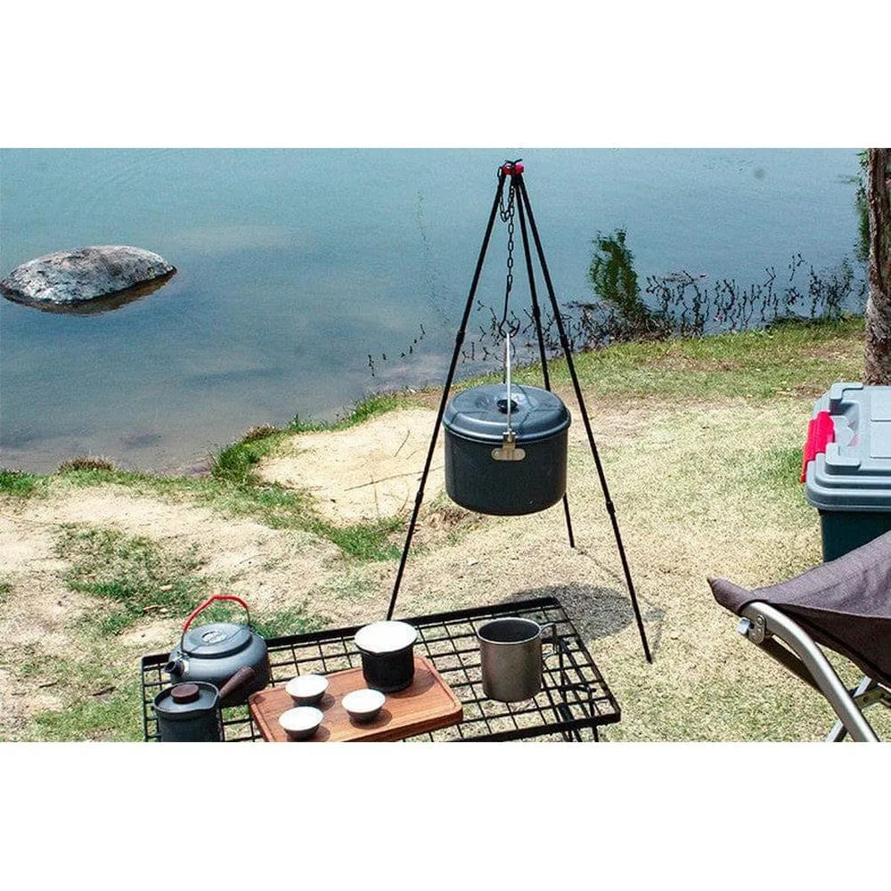 Dreibein Grillhalter mit Kette & Haken – 80 cm-Prepper-Store.com